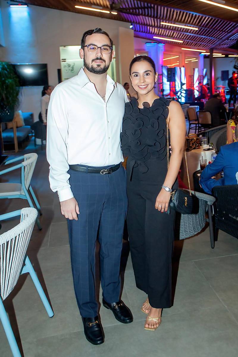Mauricio y Karina Acosta.