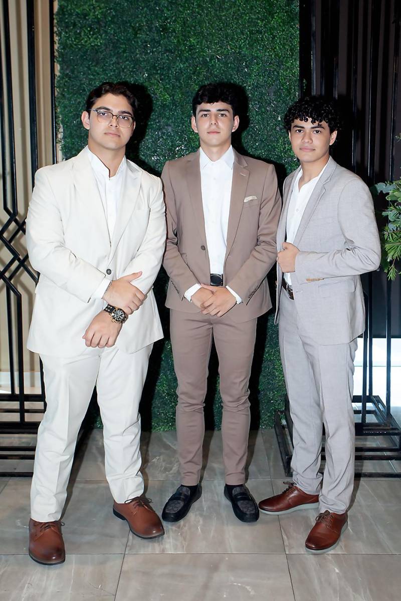 Adrián Torres, Oscar Benavides y Mario Burgos.