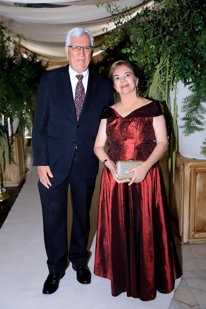 Invitados de la prom 2025 de La Estancia School