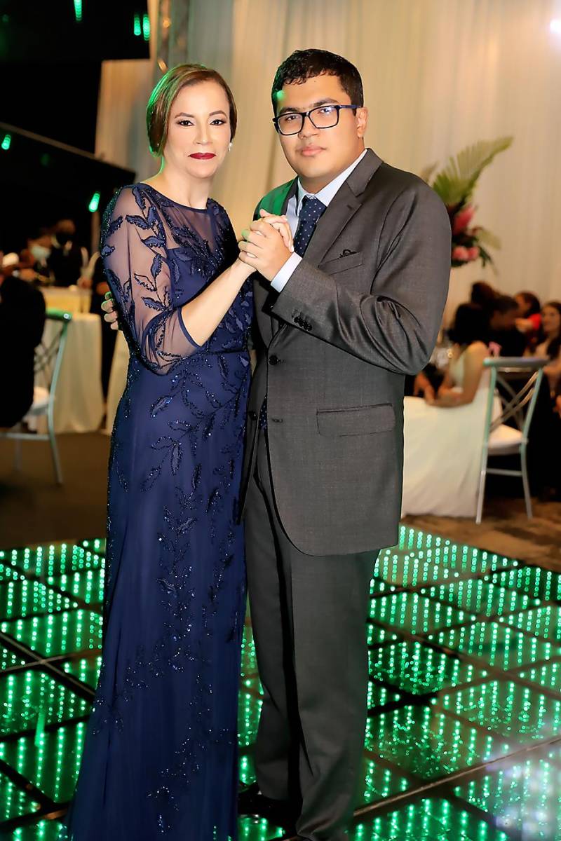 Gracia María Sierra y Leonardo Mora