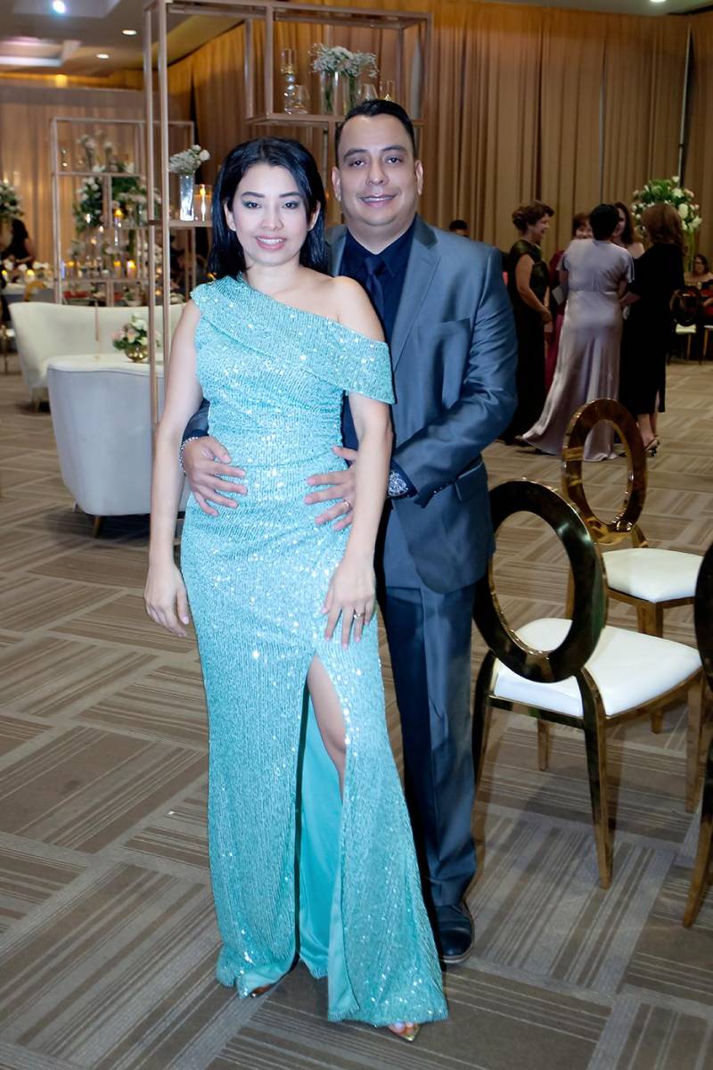 Bianka Zúniga y Juan Canales.