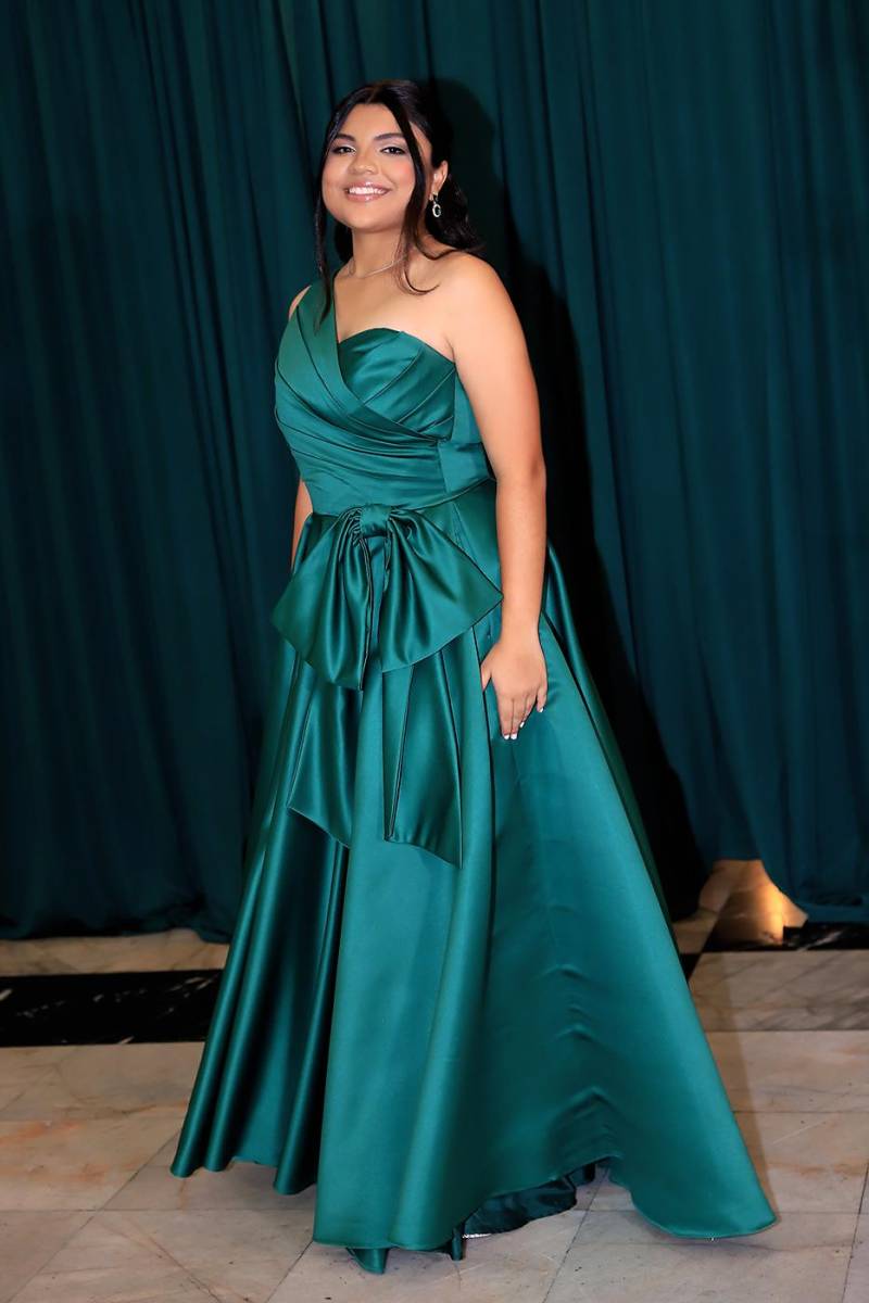 Camila Regalado.