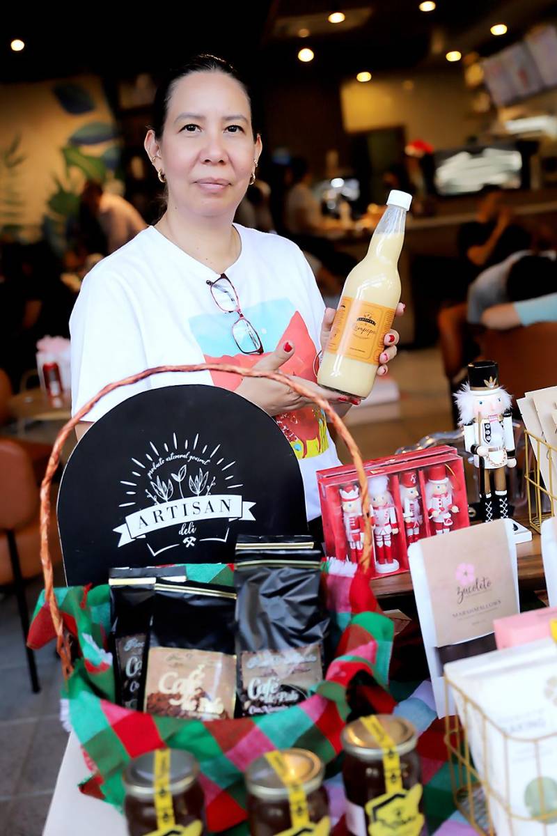 Jenny Medrano de Artisan. 
