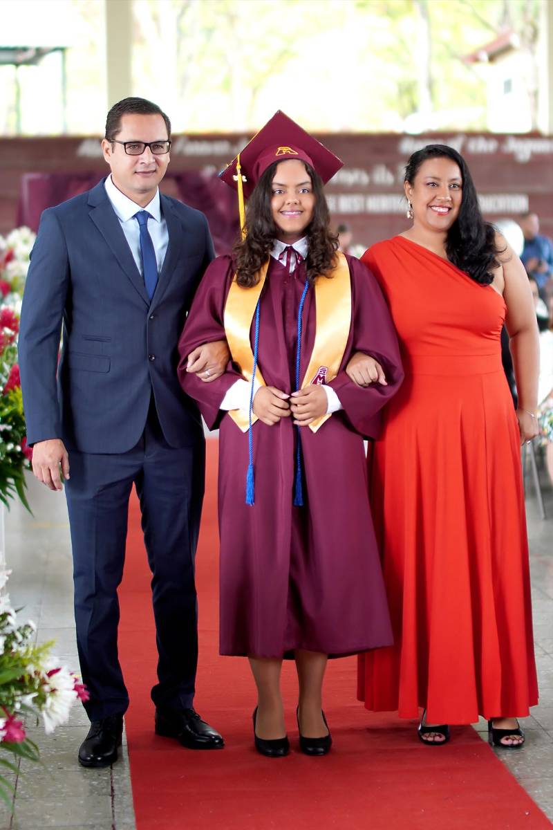 Graduación de los seniors 2026 de Mayan School