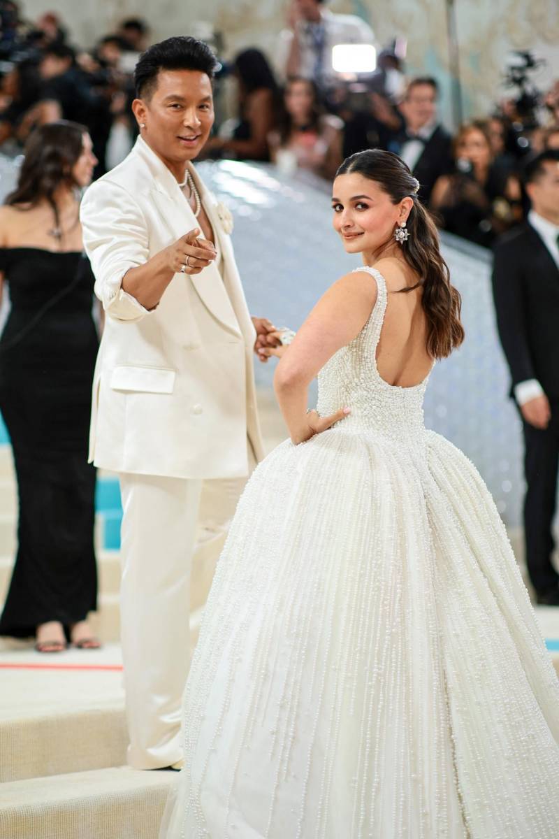 Prabal Gurung y Alia Bhatt 