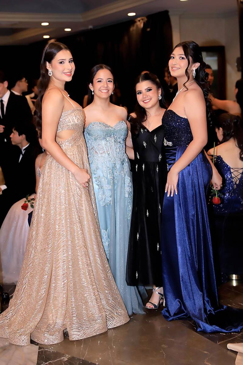 Fiesta de la prom 2025 de DelCampo School