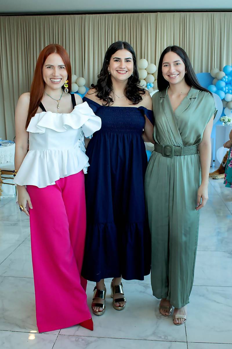 Daniela Fajardo de Palacios, Isabel Flores-Gómez e Isabela Bográn.