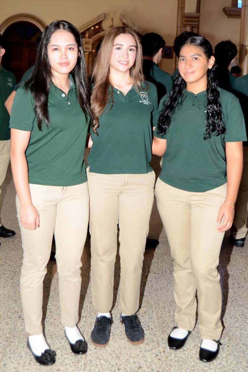 Ester Herrera, Sarita Rivas y Amalia Lagos