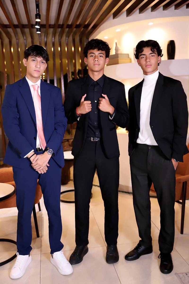 Liam Young, Ruvin Mendoza y Bryan Banegas.