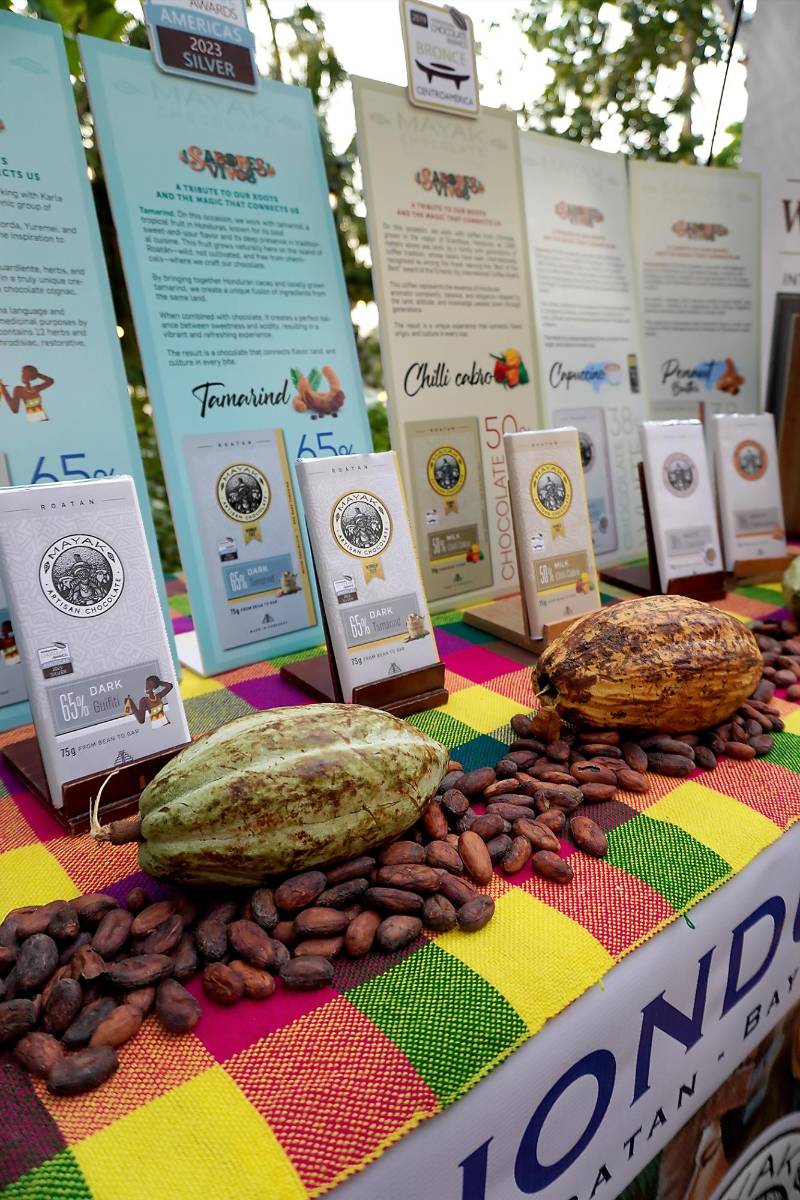 Día 2 del Food and Wine Festival en Roatán