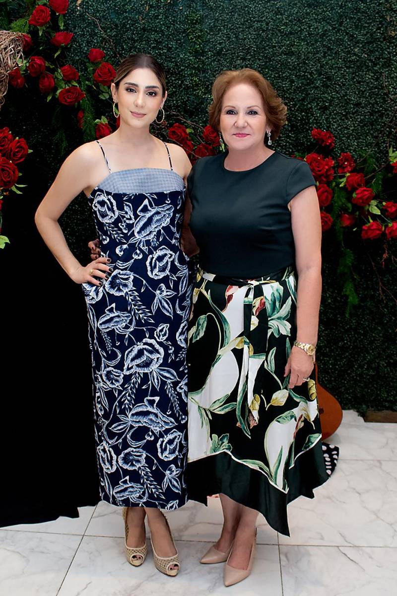 Almudena Cruz y Lizette de Cruz.