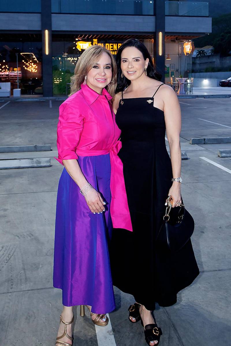 Laura Blanco y Vanessa Guillén.