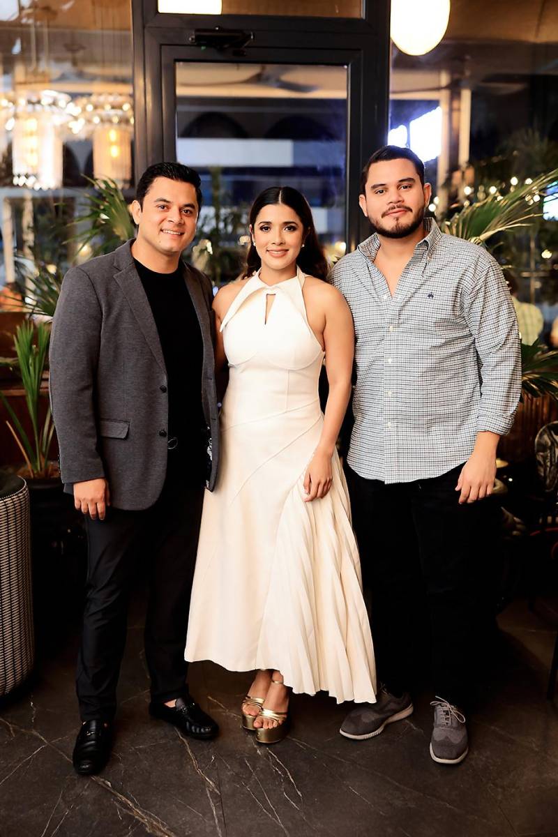 Hermes Ruiz, Luisa Gámez y Mario Nuñez
