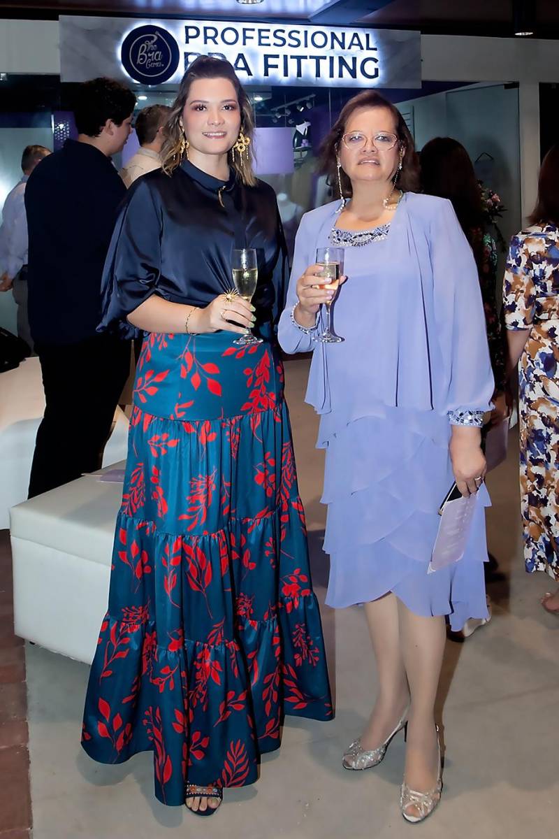 Dinora y Lidia Ordoñez.