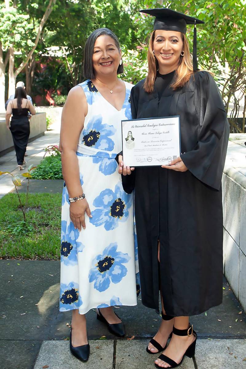 Graduaciones UNITEC 2024 en San Pedro Sula