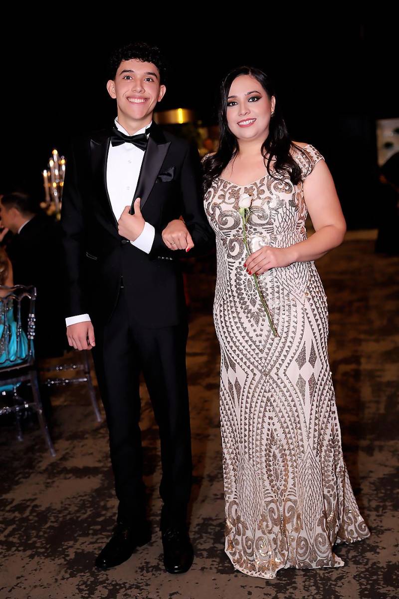 César Molina y Victoria Munguía.