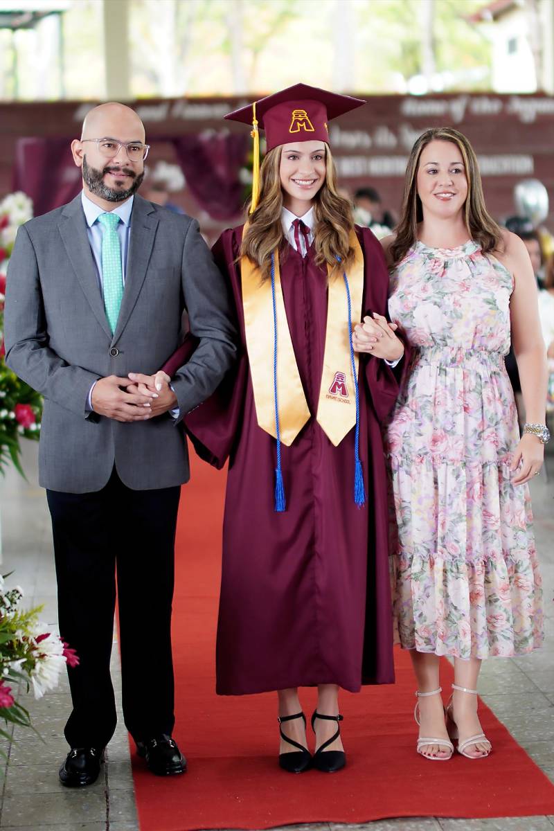 Graduación de los seniors 2026 de Mayan School