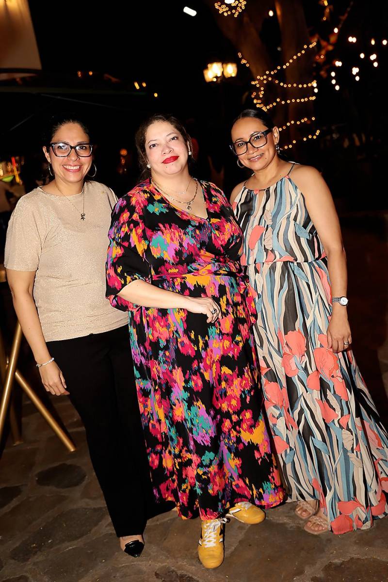 Grand opening de Orujos en Plaza Lara