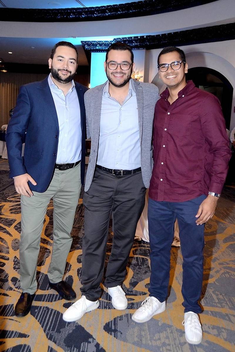 Enrique Ortez III, Gabriel Ortez y Emilio Sierra. 