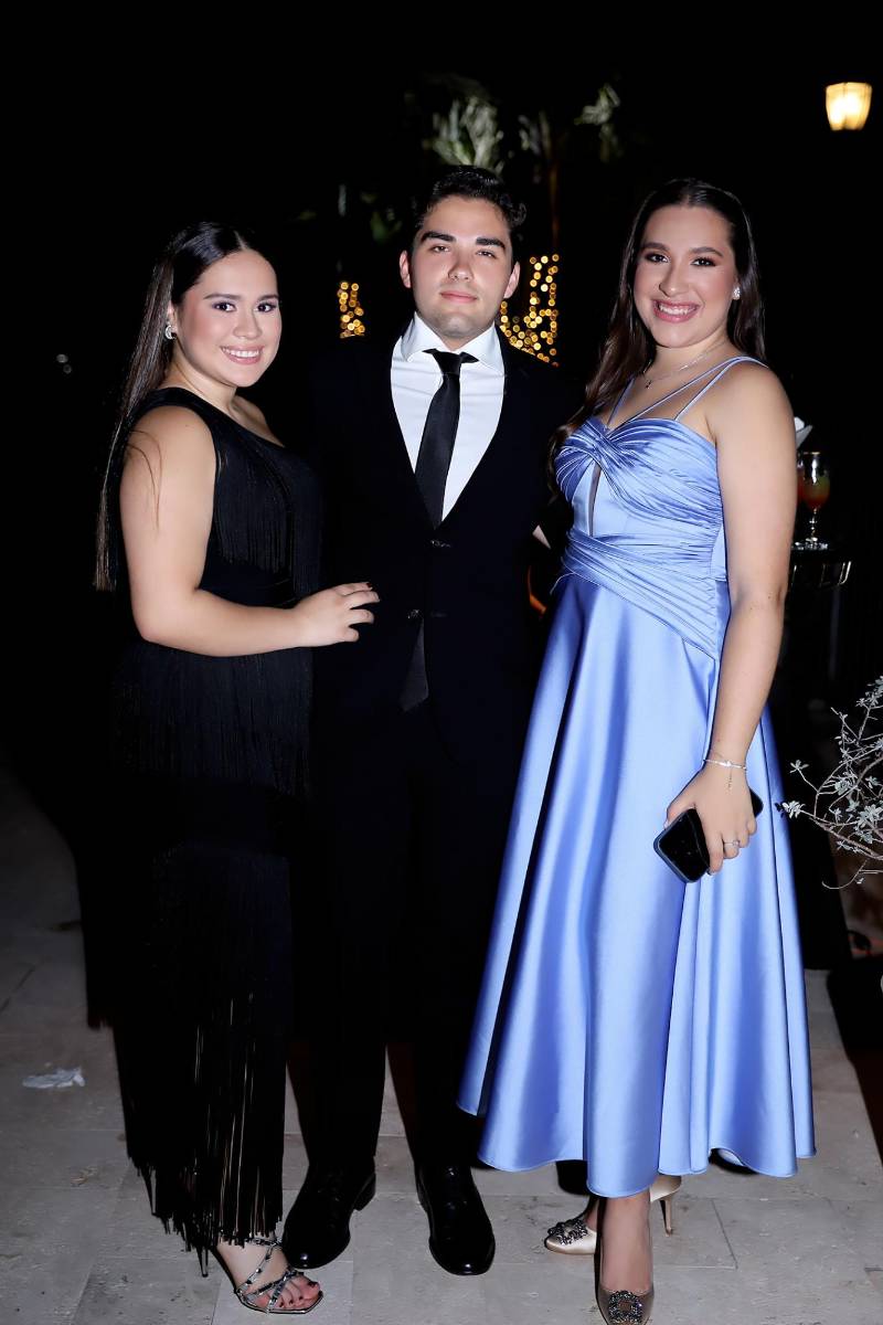 Angélica Chinchilla, Lorenzo D’oriano y Nathalie Fleming.