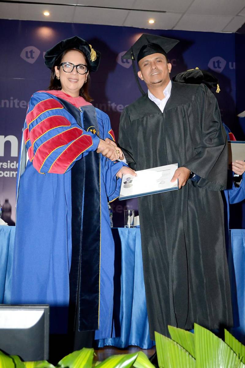 Graduaciones de Posgrado de UNITEC de Tegucigalpa 2025