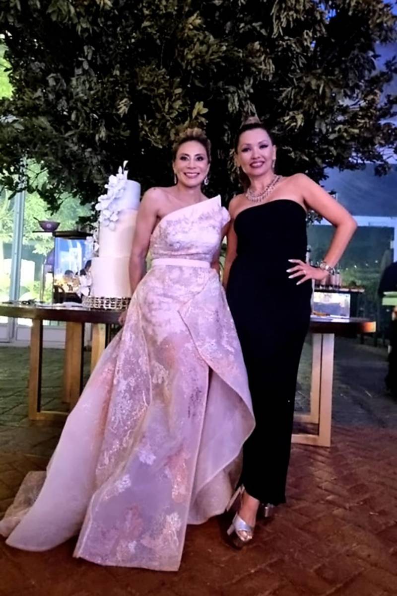Dulce María Mejía y Marna Schmidt.
