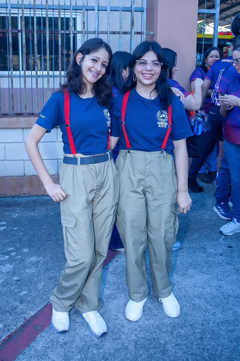 Adriana Ramos y Karen Sabillón.