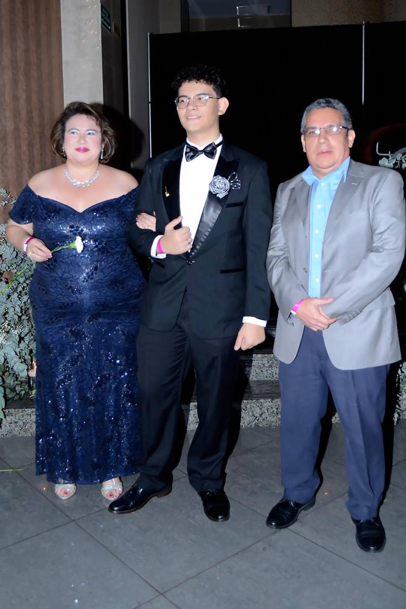 Mayda Bautista, Eduardo Cedeño y Amado Castillo.