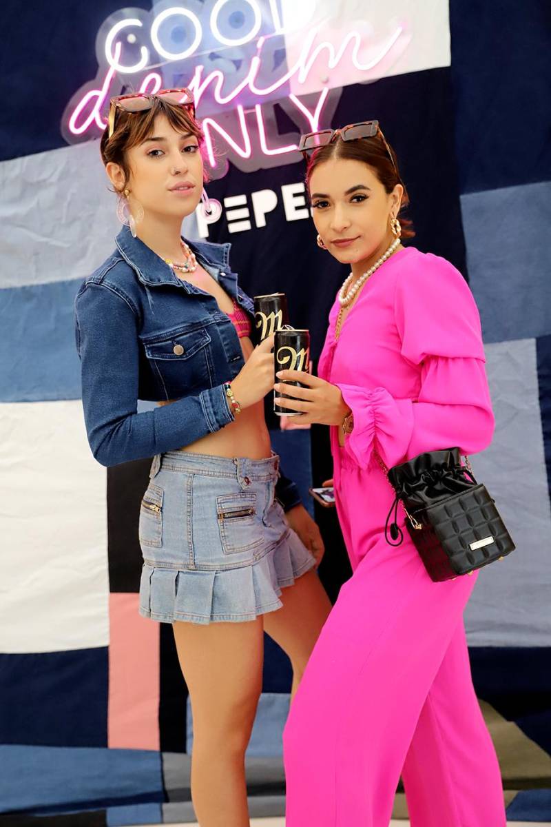 Nicole Corrales y Islia Flores 