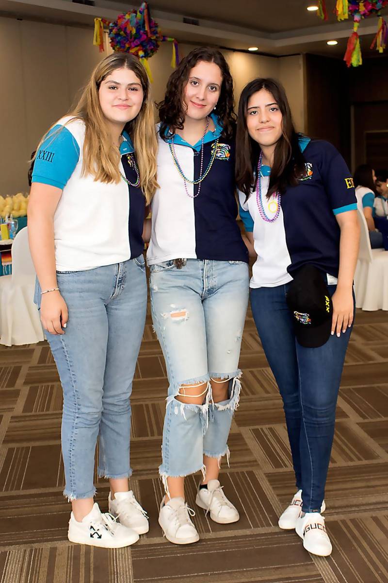 Lucía Larach, Natalia Canahuati e Isabella Araujo.