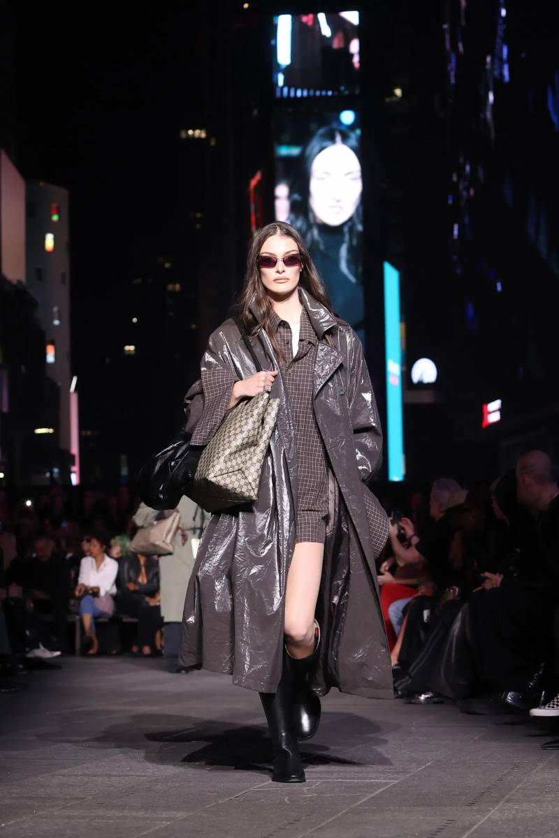 Gucci Cruise convirtió Times Square en una pasarela