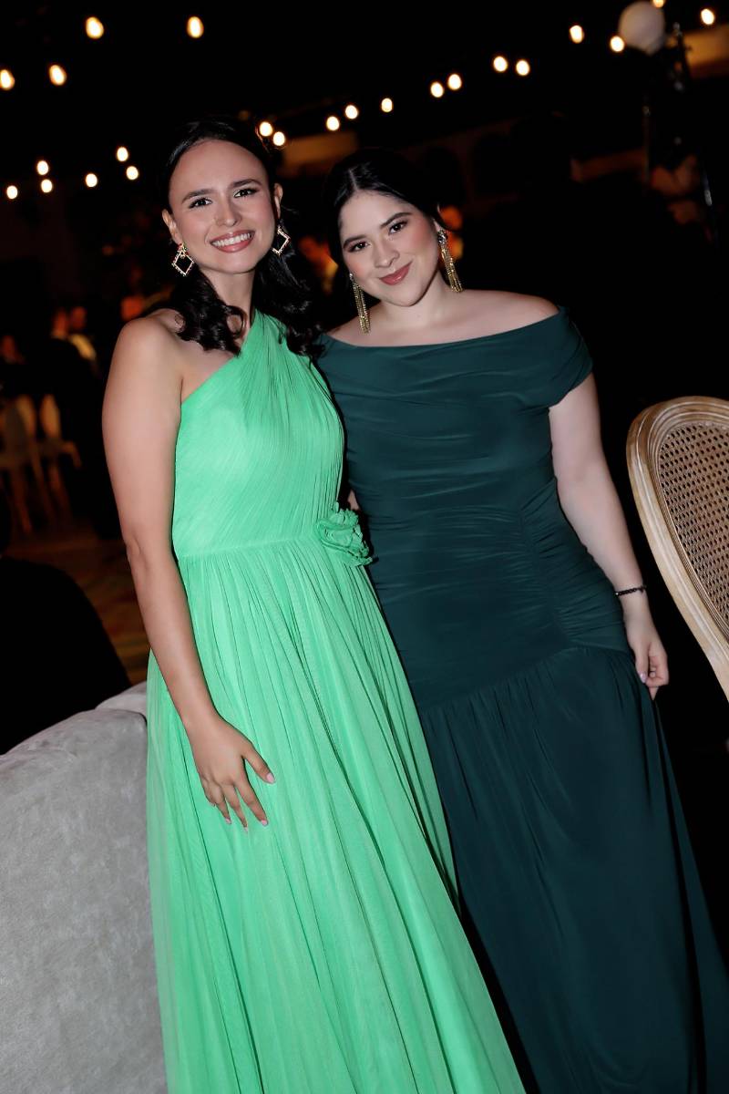 María Renee Rosales e Irene Velásquez 