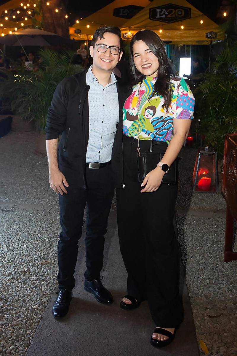 Keneth Mejía y Laura Gáleas