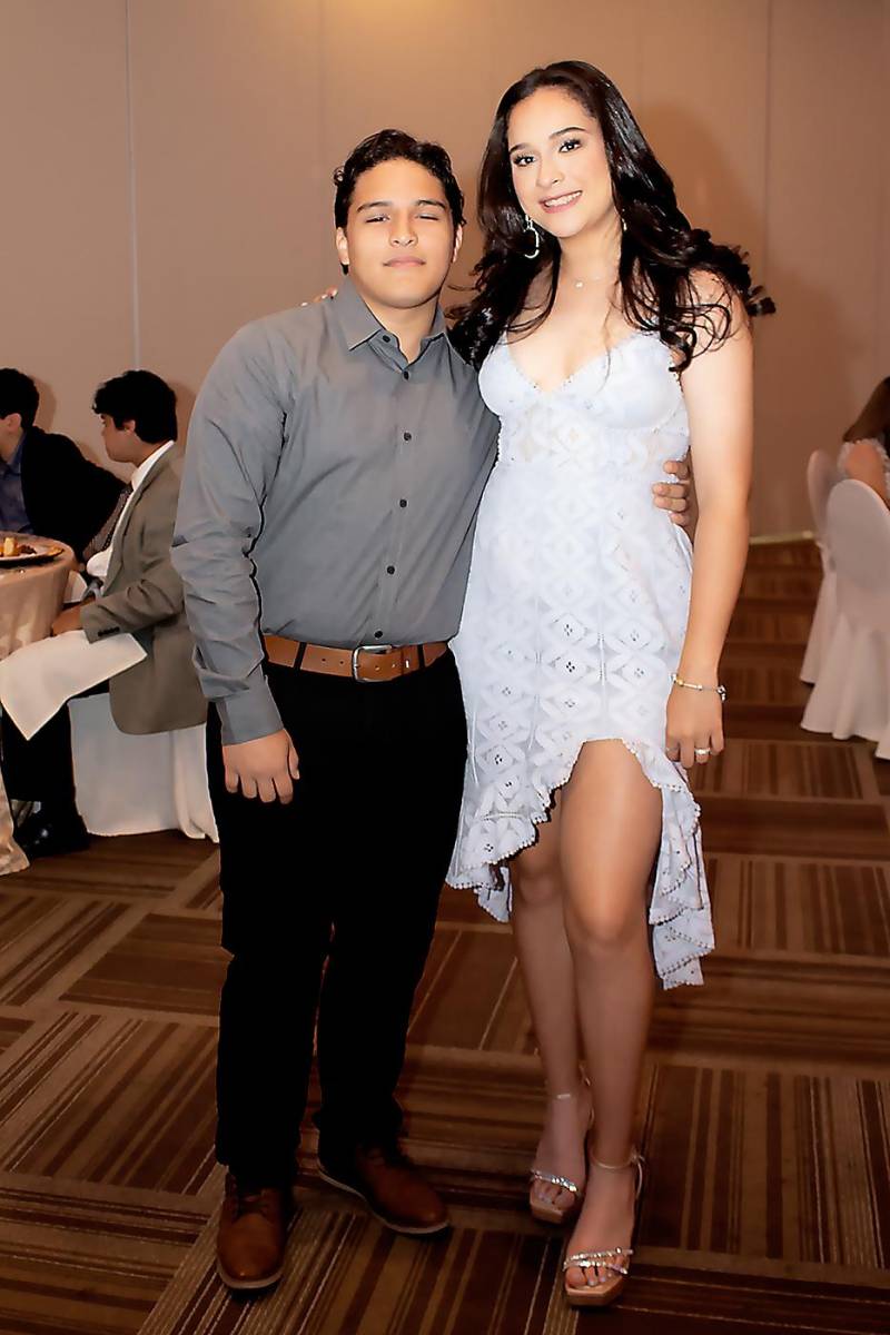 Christian Pineda María Cisneros