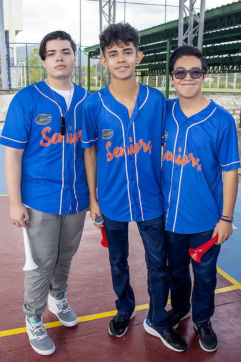Entrada triunfal de los Seniors de la Estancia School 2023
