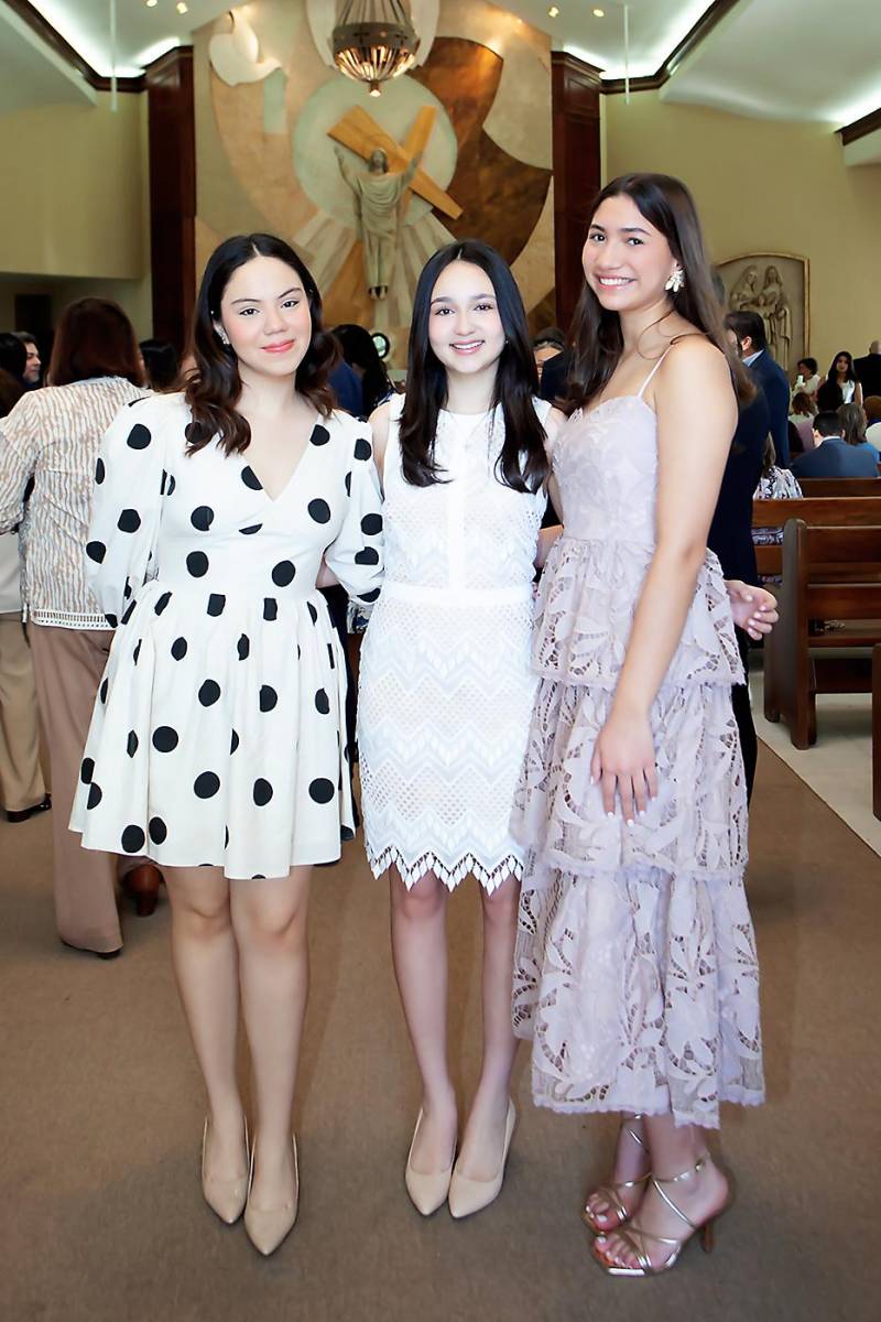 Paulina Sarmiento, Rebecca Assaf y Adriana Escoto.