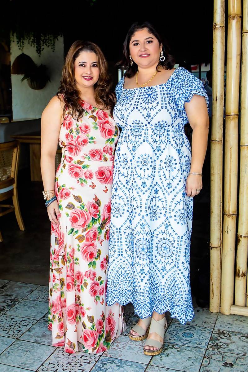 Alejandra Izaguirre y Karla Teruel.