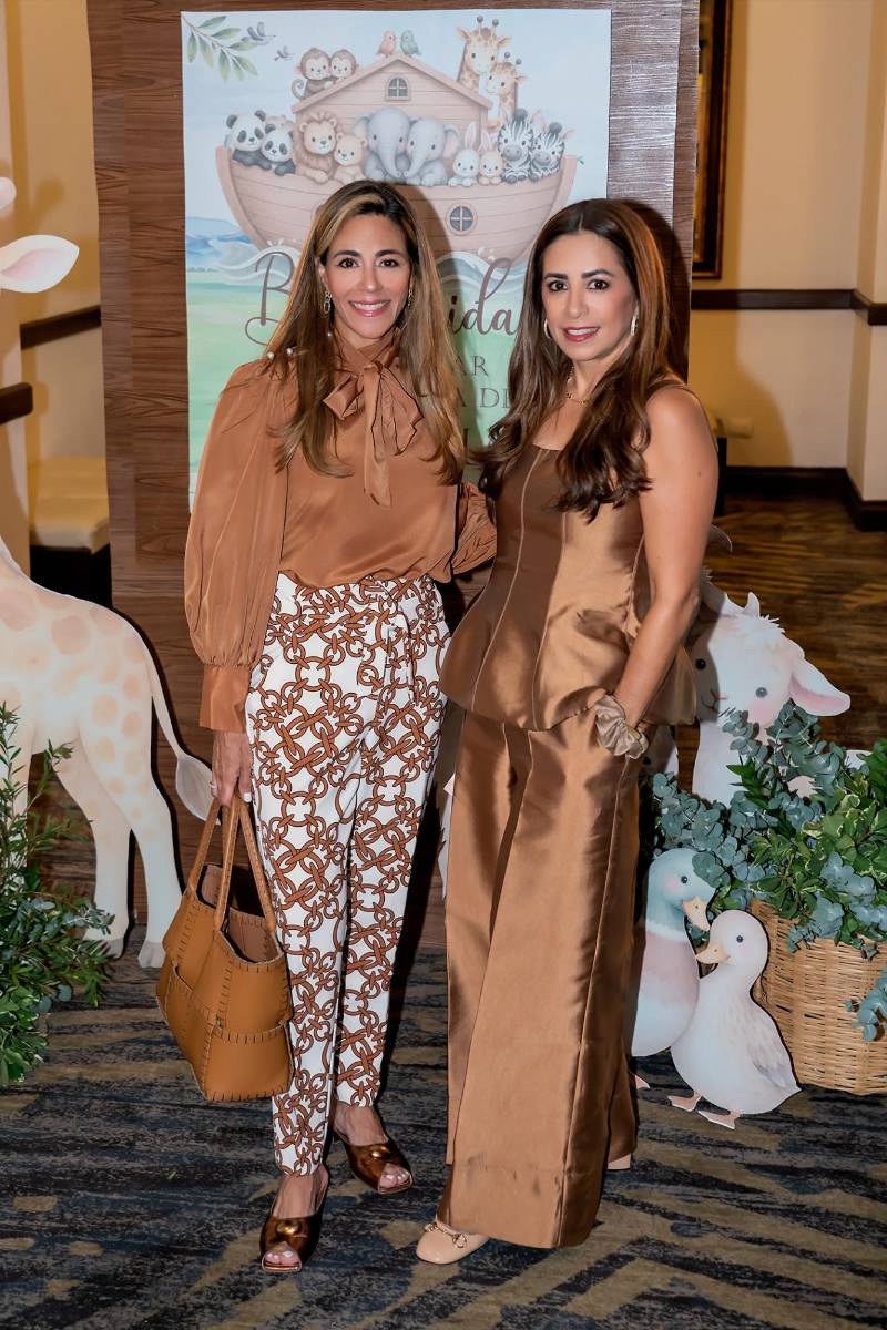 Elena Szydel y Tricia Matuty.