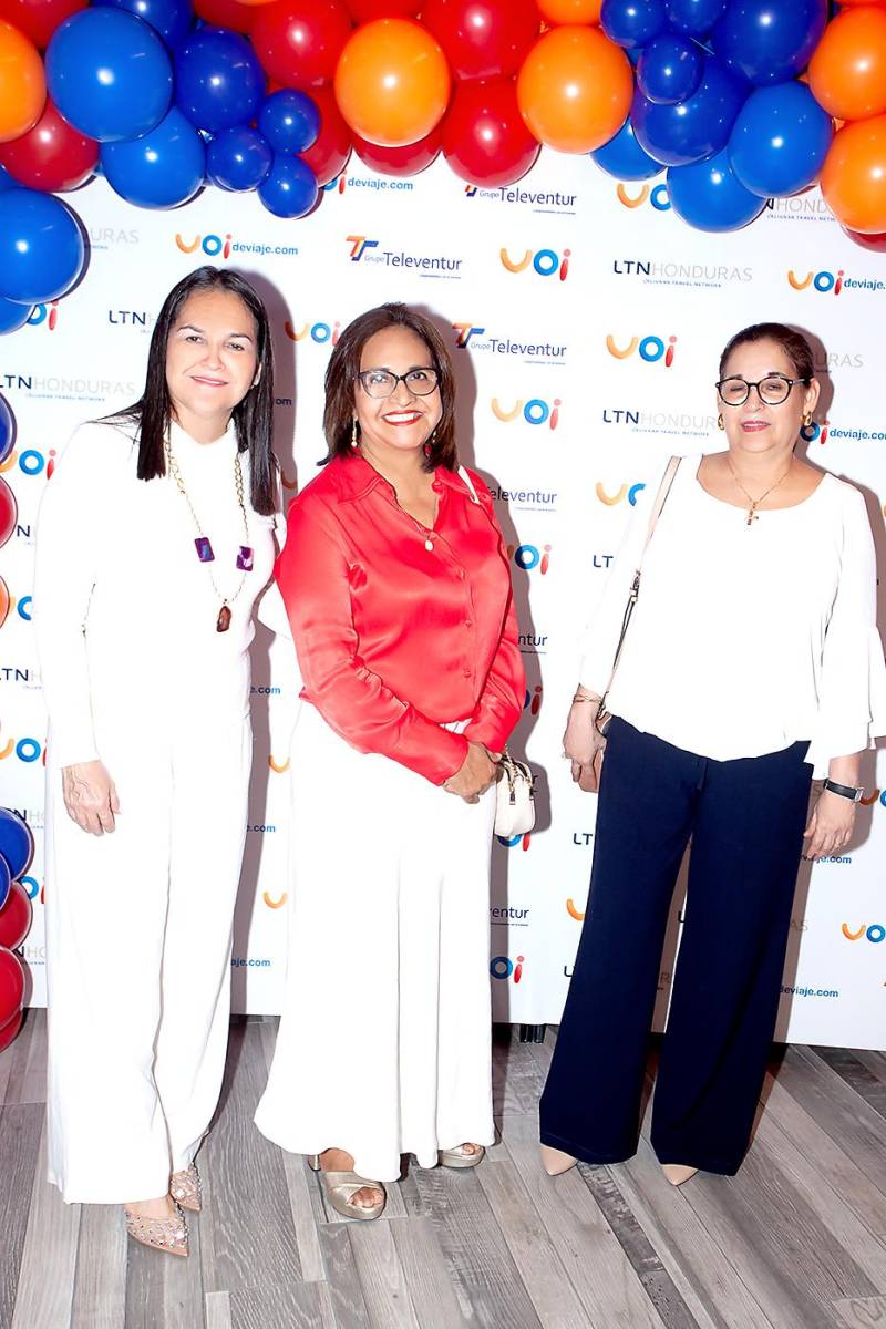 Alina Servellón, Eneyda Bueso y Vilma Servellón.