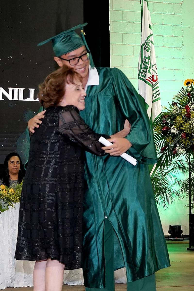 Graduación de los seniors 2024 de Elvel School