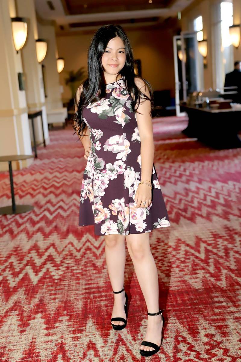 ALEGRE DESAYUNO DE LOS SENIORS LINCOLN SCHOOL