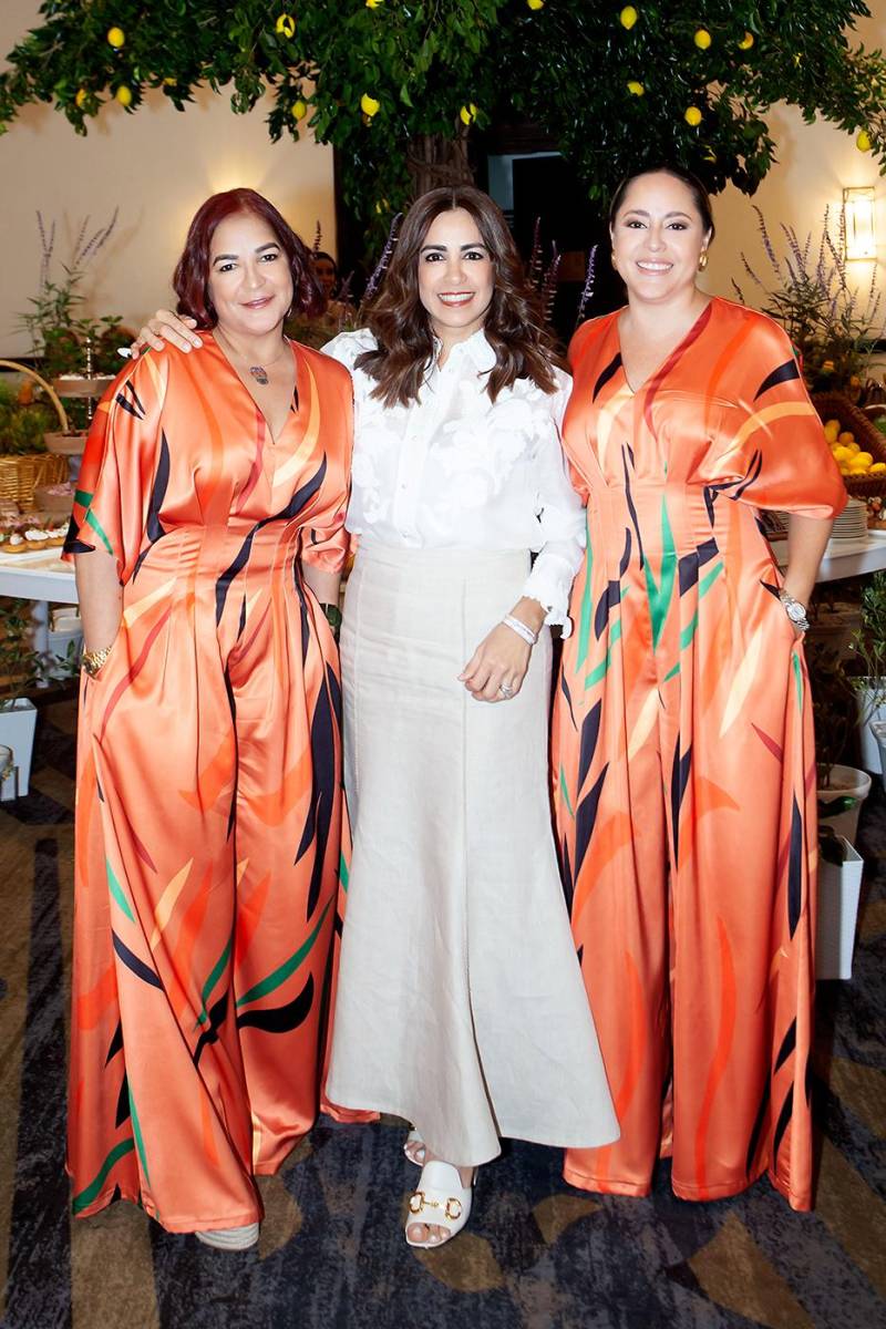 Vanessa Marinakys, Tricia Matuty y Estefanía Guzmán.
