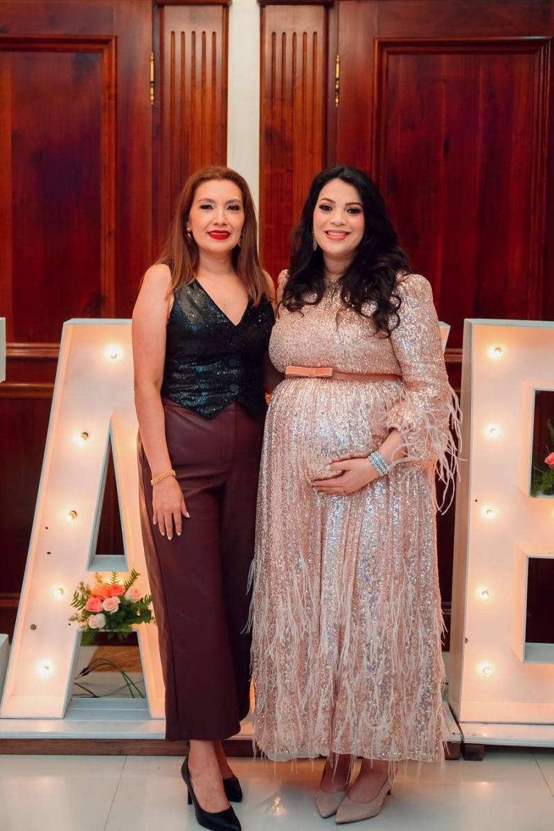 Nusly Jarufe y Jackie Castañeda