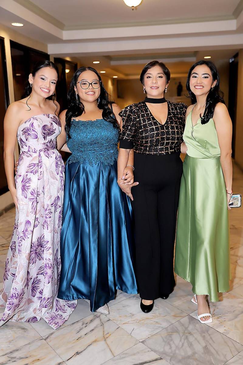 Fiesta de la prom 2024 de Mayan School