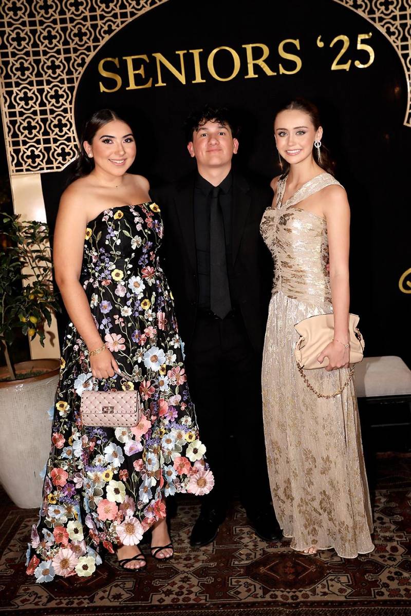 Isabella Maradiaga, xxx y Victoria Vaca.
