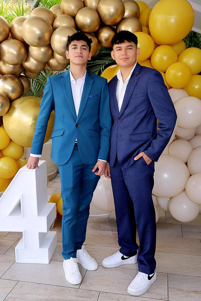 Jorge Valladares y Keneth Osorto. 