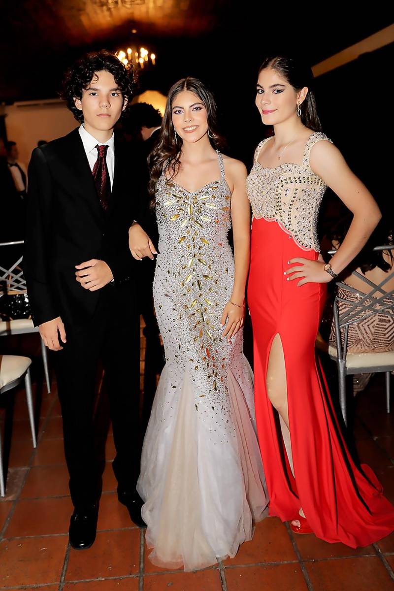 Daniel Rivera, Ana Lucía y Marcia rivera