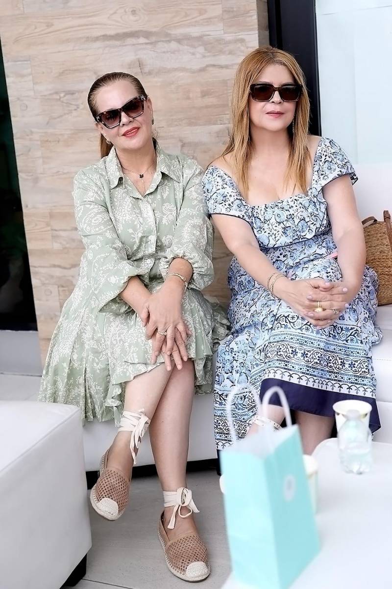 Estela Medina y Celeste Flores.