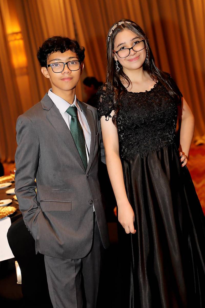 Ian Rivera y Stephanie Flores