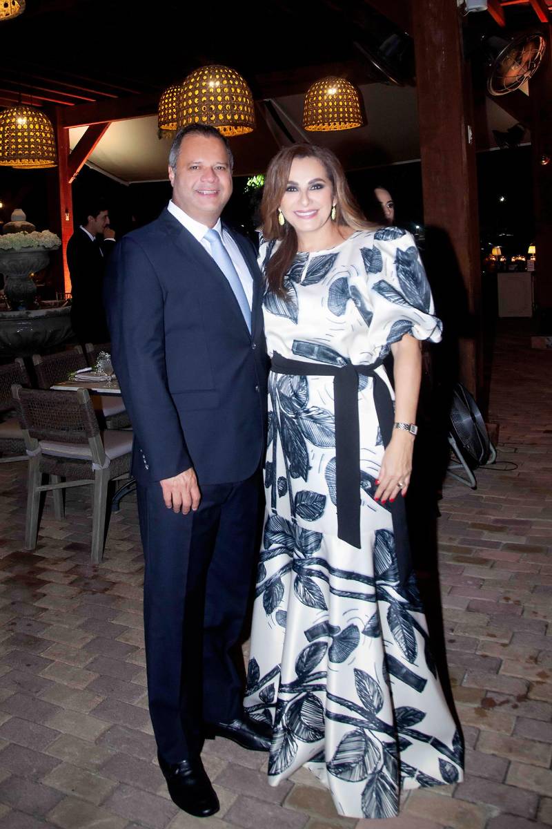 William y Ligia Hall